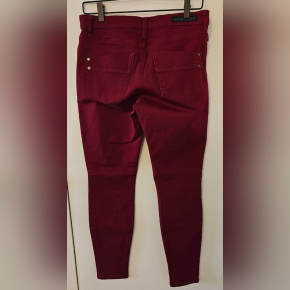Rock & Republic Kashmere Skinny Jeans - Picture 3 of 11